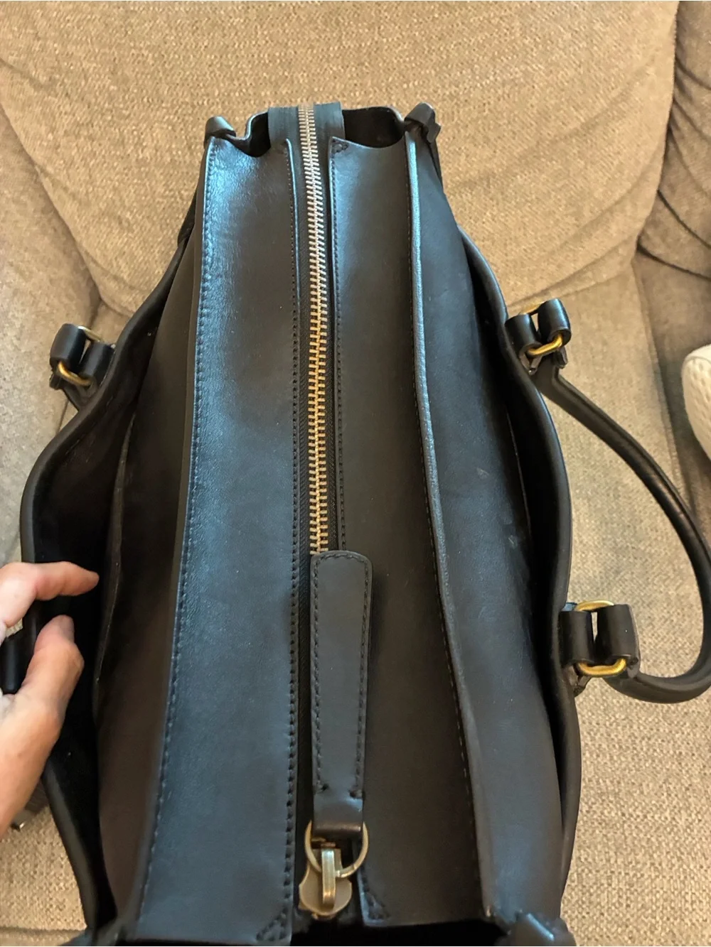 Coach Black Leather Tote with Gold Accents vintage 2012 fabrication